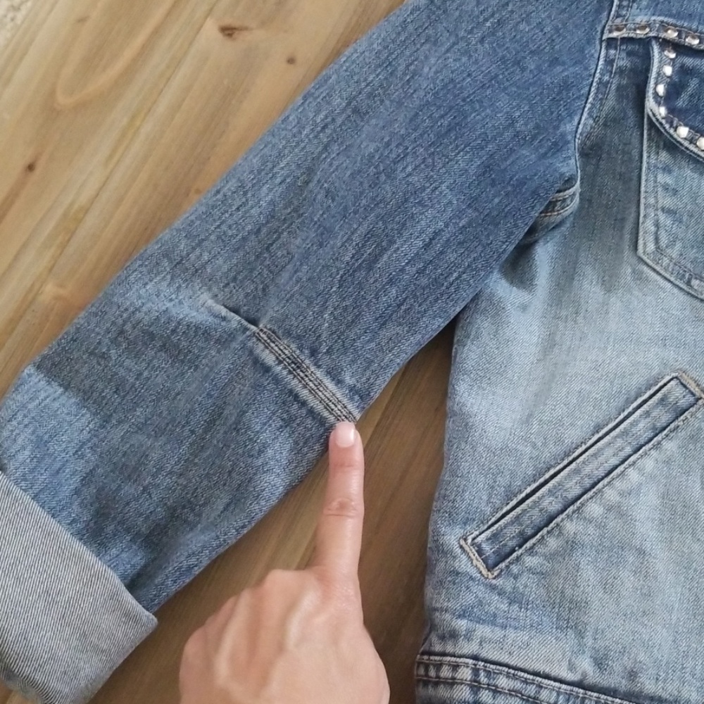 Jean Jacket - Picture 2 of 7
